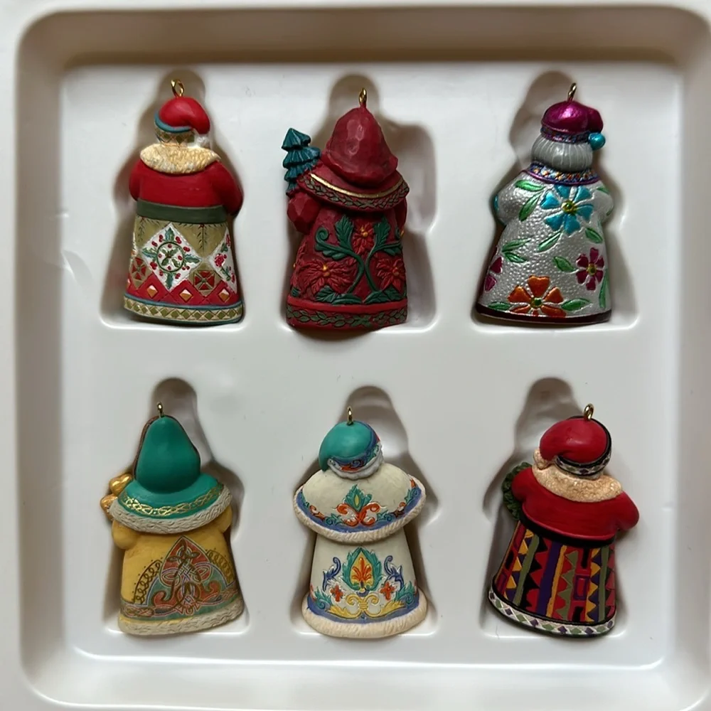 Set of Hallmark Keepsake 2006 Santa's From Around the World, Miniatures